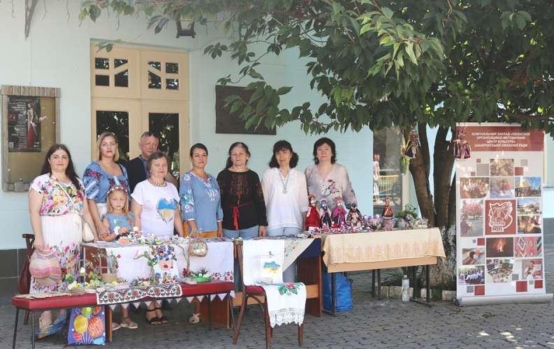 Працівники Центру культури провели благодійний міні-ярмарок з нагоди Дня Незалежності України