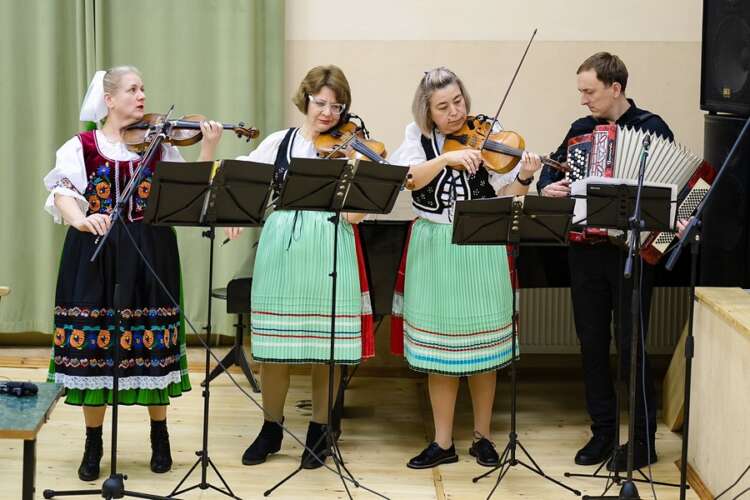 Народний аматорський вокальний ансамбль «Арніка» успішно підтвердив звання «народний аматорський колектив»