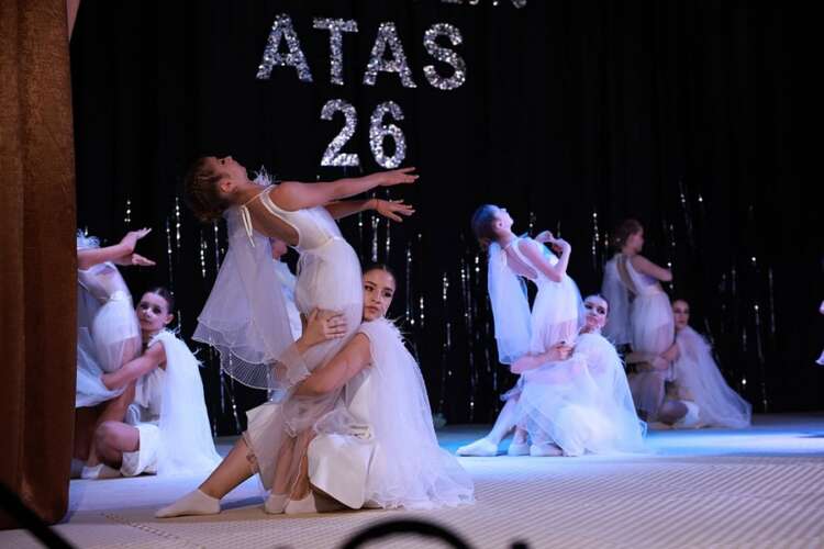 Атестація шоу-гурту «Атас» пройшла успішно