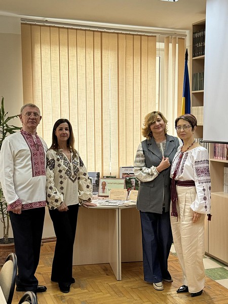 Микола Мовнар ділився спогадами про співпрацю з Іваном Пастеляком на фольклорно-мистецькому форумі