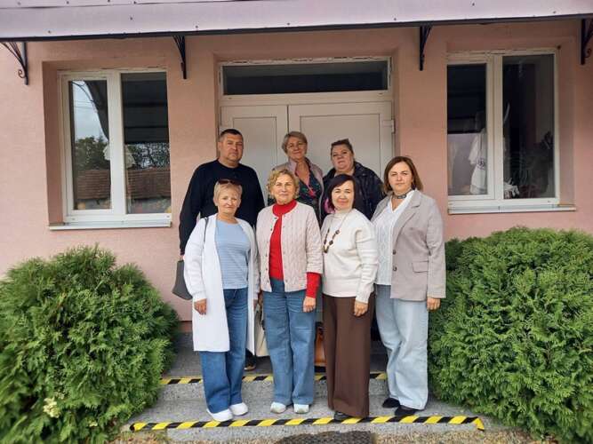 Бенський сільський клуб презентував свою роботу