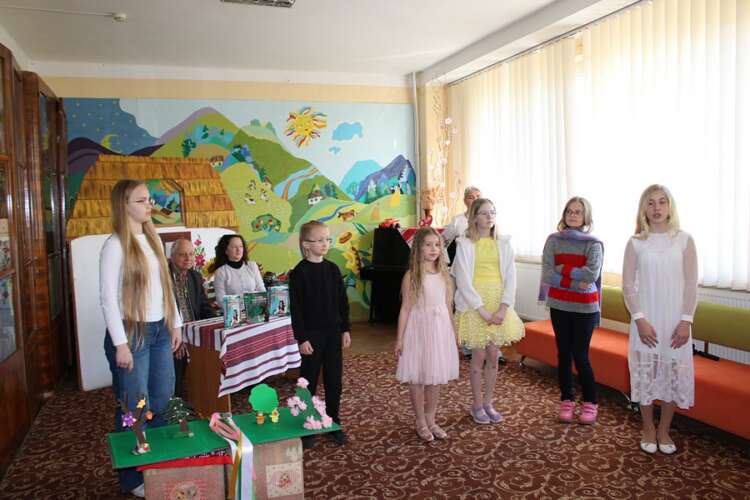 ПРО КАЗКИ – ЦІКАВО Й ПОВЧАЛЬНО НА ЗУСТРІЧІ З ІВАНОМ ХЛАНТОЮ