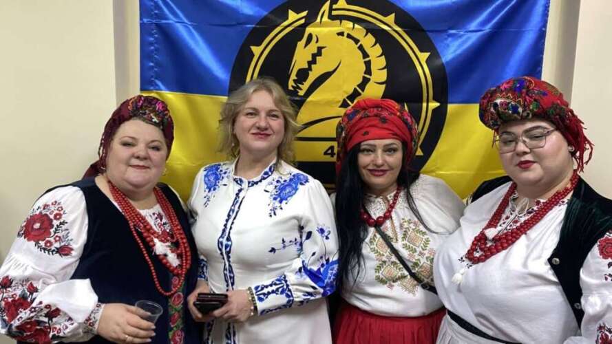 ІННА БУЯНОВСЬКА: «БЕЗМЕЖНО ЛЮБЛЮ КУЛЬТУРУ, ДО НЕЇ ПРИЧЕТНА ВСЯ МОЯ СІМ’Я»