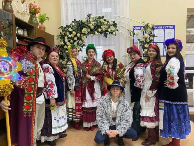 ІННА БУЯНОВСЬКА: «БЕЗМЕЖНО ЛЮБЛЮ КУЛЬТУРУ, ДО НЕЇ ПРИЧЕТНА ВСЯ МОЯ СІМ’Я»