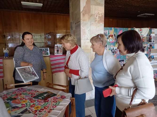 Чомський будинок культури та його стихія