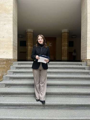 В атріумі презентували виставку робіт учнів мистецьких шкіл області з нагоди Міжнародного дня пам’яті про Чорнобильську катастрофу