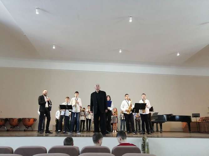 В Ужгороді відбувся ІІ тур Обласного конкурсу ансамблів та оркестрів духових та ударних інструментів мистецьких шкіл Закарпаття