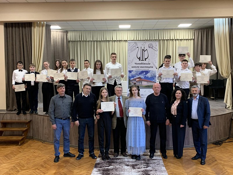 Переможці конкурсу індивідуальних виконавців здобувачів освіти старших класів  мистецьких шкіл Закарпатської області у номінації «Духові та ударні інструменти»