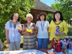 У БЛАГОДІЙНІЙ АКЦІЇ В УЖГОРОДСЬКОМУ СКАНСЕНІ ВЗЯЛИ УЧАСТЬ МАЙСТРИНІ З ООМЦК