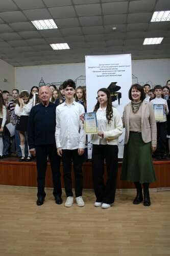 Переможці конкурсу фортепіанних ансамблів мистецьких шкіл Закарпатської області
