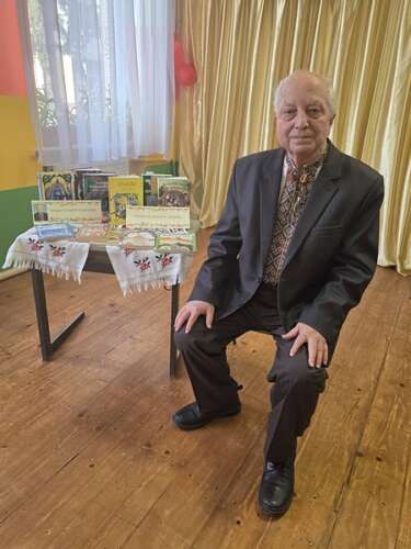 Іван Хланта зустрівся з учнями 1-В та 1-Г класів Ужгородської початкової школи №6