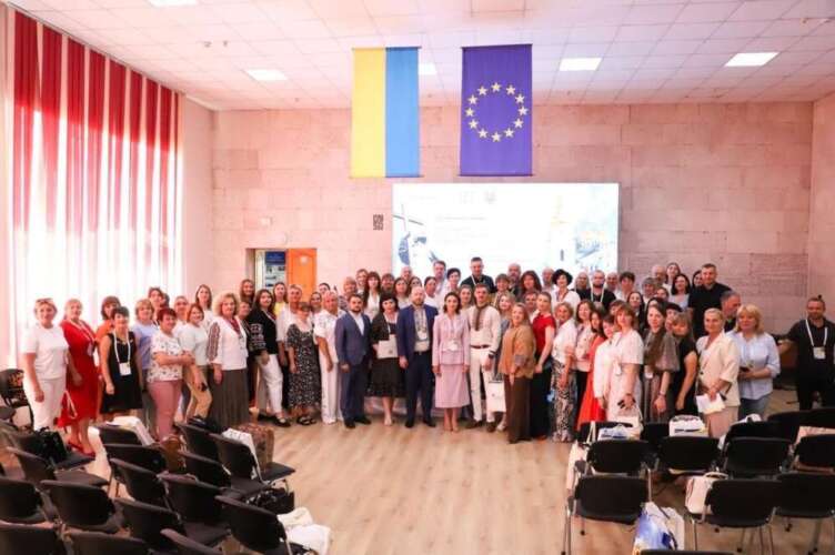 Ганна Дрогальчук взяла участь у IV міжрегіональній суспільно-науковій платформі «Хрещення. Становлення. Перемога»