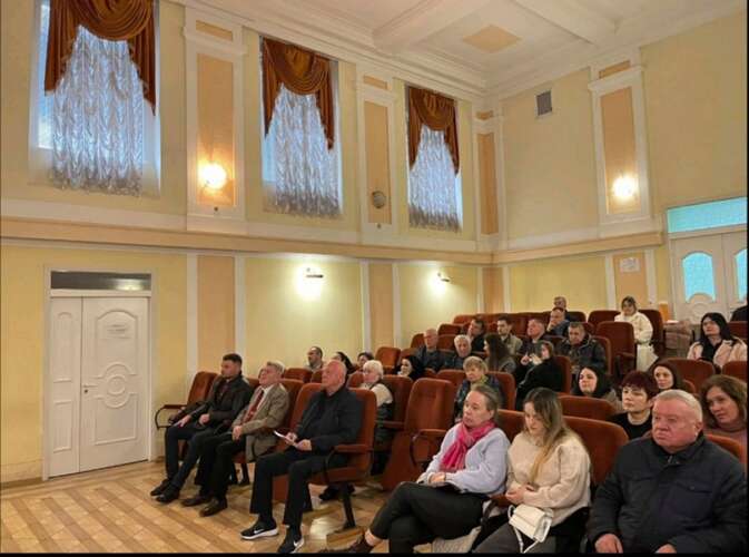 Про формування навичок ансамблевої гри в класі духових та ударних інструментів говорили на обласному семінарі у Хустській школі мистецтв