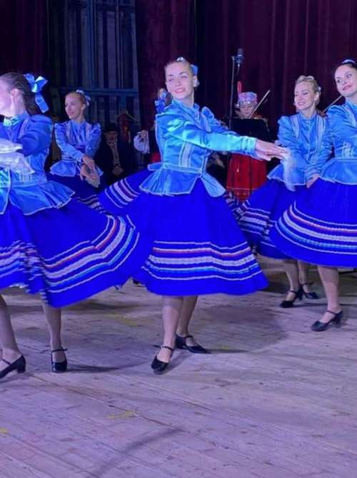 Майстер-клас із вивчення рухів закарпатського народного танцю «Карічка»