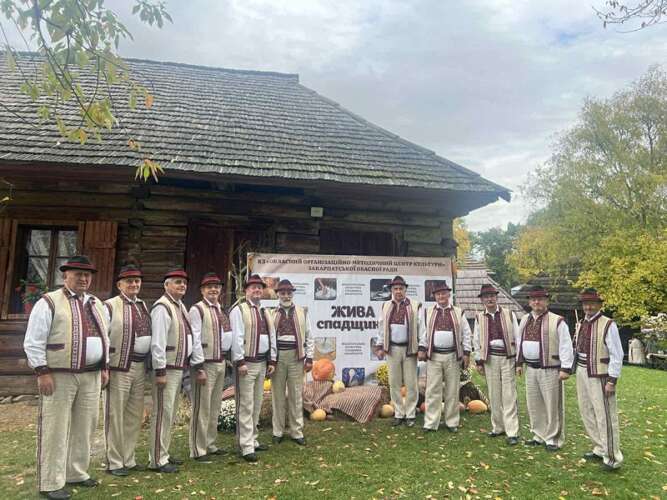 СПІВОЧЕ СЕРЦЕ ОНОКІВЦІВ – «КАРПАТСЬКІ ГОЛОСИ»