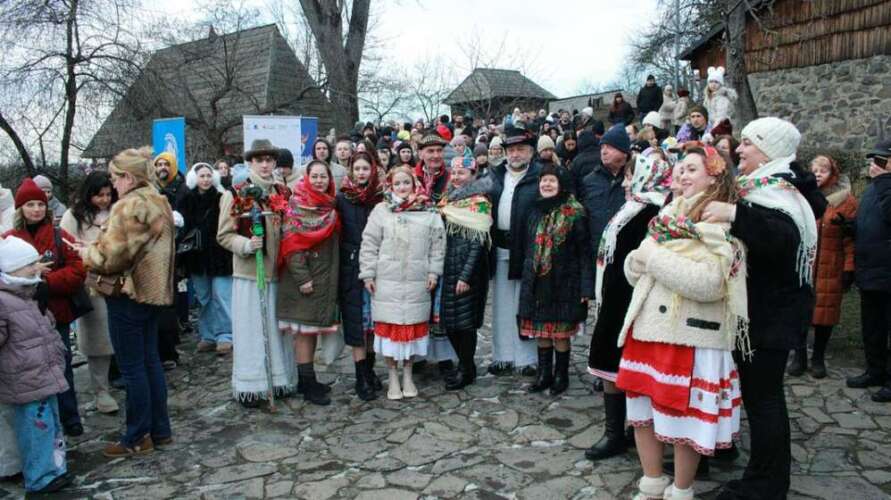 В Ужгороді гучно лунали «Коляди у старому селі»!