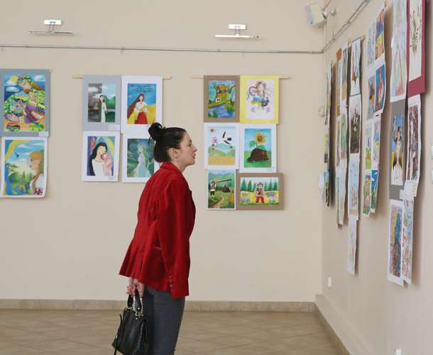 Назвали переможців і відкрили виставку робіт учасників ХVІ обласного дитячо-юнацького конкурсу образотворчого та декоративно-прикладного мистецтва «Легенди Карпат»