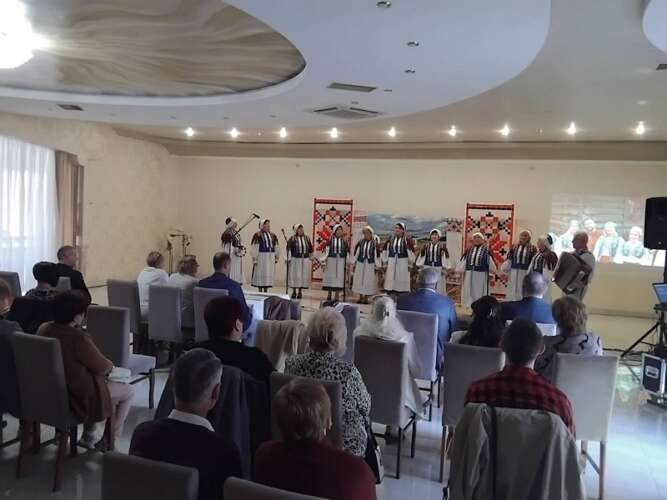 «ЛІПТАКИ» З ВЕЛИКОГО БЕРЕЗНОГО ПРОДЕМОНСТРУВАЛИ ВИСОКУ ВИКОНАВСЬКУ МАЙСТЕРНІСТЬ І ПРЕТЕНДУЮТЬ НА ПІДТВЕРДЖЕННЯ ЗВАННЯ «НАРОДНИЙ АМАТОРСЬКИЙ КОЛЕКТИВ»