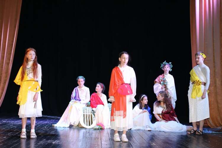 Берегово приймало переможців Відкритого фестивалю-конкурсу дитячого та юнацького театрального мистецтва «Юні зірки Мельпомени»