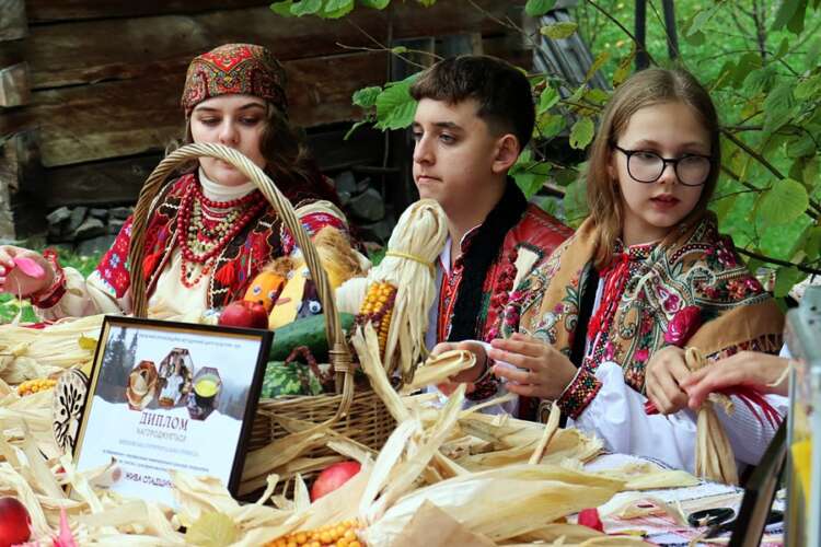 Нагороди громадам, які презентували елементи нематеріальної культурної спадщини під час культурно-мистецької акції «Жива спадщина»