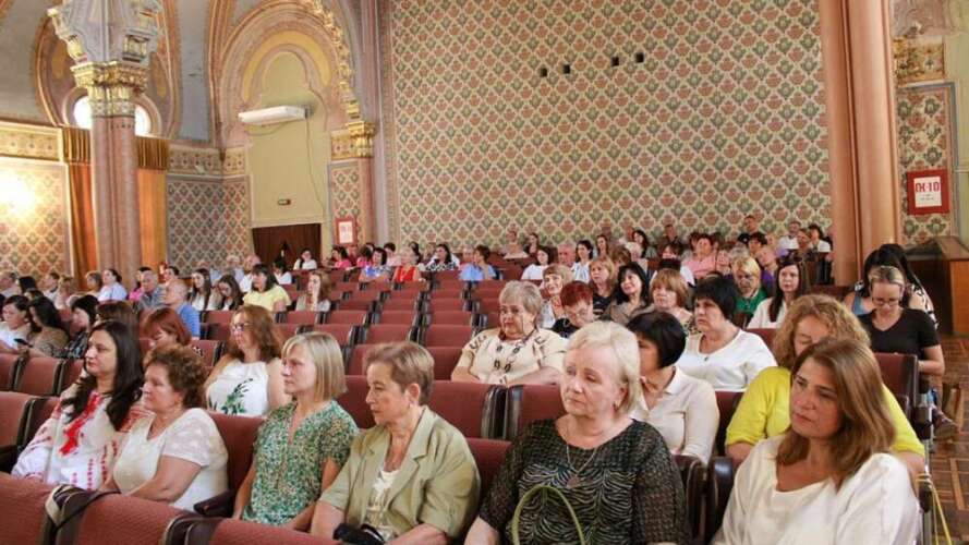 СЕРПНЕВОЮ КОНФЕРЕНЦІЄЮ СТАРТУВАВ НАВЧАЛЬНИЙ РІК У ШКОЛАХ МИСТЕЦТВ