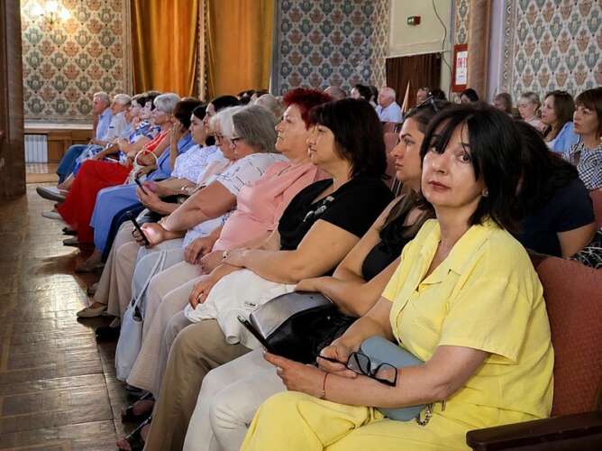 СЕРПНЕВОЮ КОНФЕРЕНЦІЄЮ СТАРТУВАВ НАВЧАЛЬНИЙ РІК У ШКОЛАХ МИСТЕЦТВ