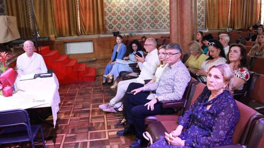 СЕРПНЕВОЮ КОНФЕРЕНЦІЄЮ СТАРТУВАВ НАВЧАЛЬНИЙ РІК У ШКОЛАХ МИСТЕЦТВ