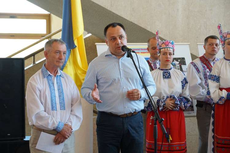 В Ужгороді презентували Міжнародну комплексну пересувну виставку «Нескорена Україна – 2022»