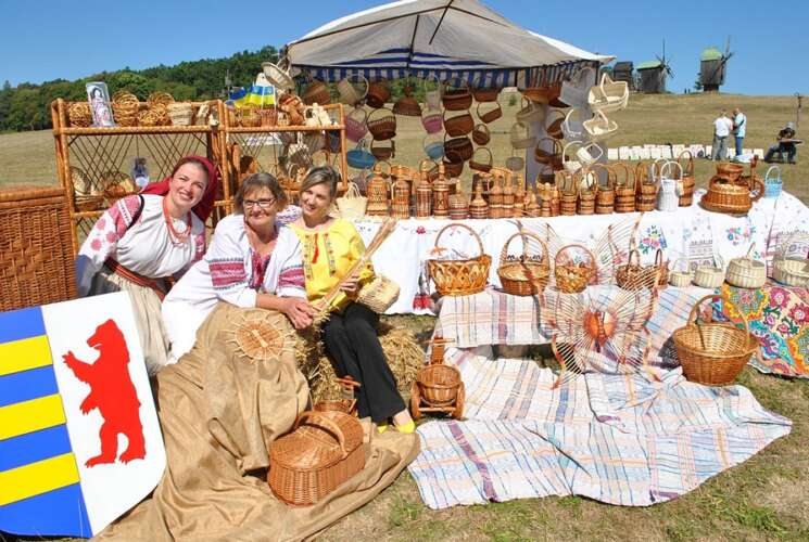 Ізяни й ясінянці представили Закарпаття на фестивалі з нематеріальної культури України