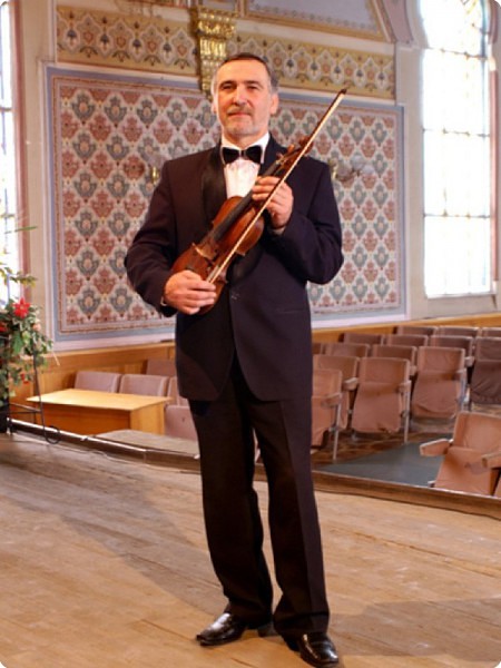 ВЛАДИСЛАВ ЮРОШ: ПАМ’ЯТІ СПОДВИЖНИКА