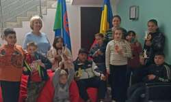 Днями працівники Центру культури провели майстер-клас із розпису пасхальної символіки