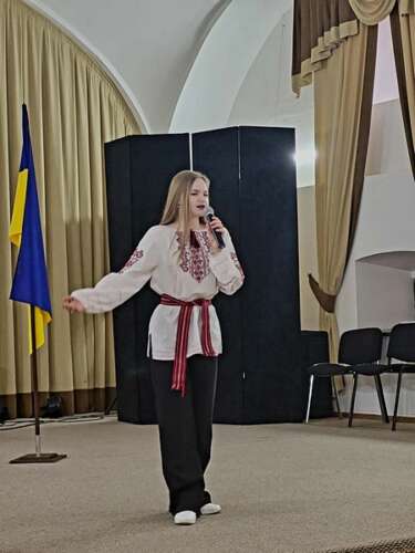 ЄДНАЙМОСЯ В МОВІ