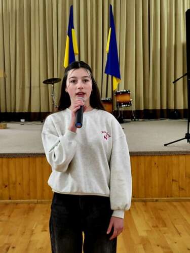 ЄДНАЙМОСЯ В МОВІ