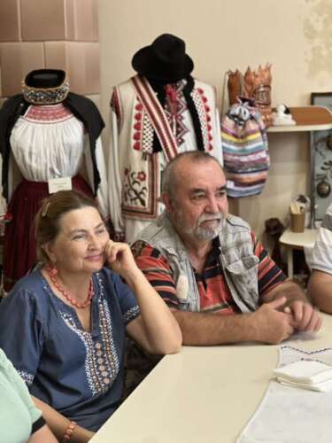 ДОЛЯ ЗАКАРПАТСЬКОГО РІЗЬБЯРСТВА ЗМУШУЄ ПЕРЕХОДИТИ ВІД РОЗМОВ ДО ДІЙ