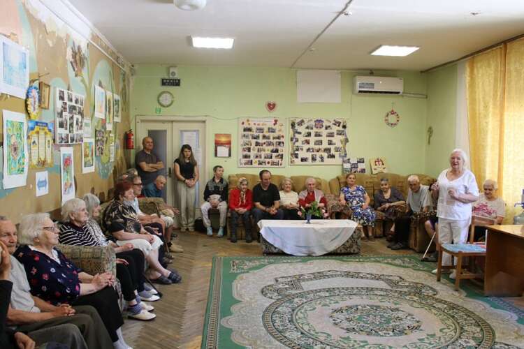 ПРАЦІВНИКИ ЦЕНТРУ КУЛЬТУРИ ЗНІМАЛИ БАР'ЄРИ ДОСТУПУ ДО НАРОДНОЇ ПІСНІ Й ПОЕЗІЇ В ТИЖДЕНЬ БЕЗБАР'ЄРНОСТІ