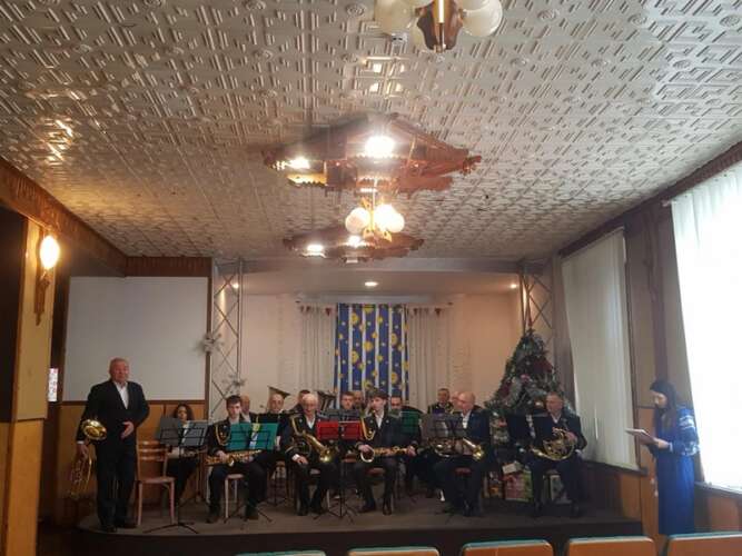 Атестаційна комісія високо оцінила виконавську майстерність аматорських колективів Свалявського будинку культури