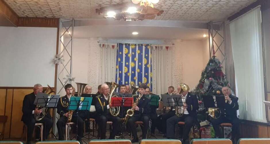 Атестаційна комісія високо оцінила виконавську майстерність аматорських колективів Свалявського будинку культури