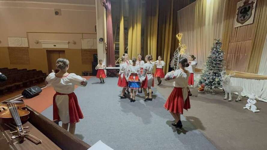 Творчі колективи Тячівської територіальної громади успішно захистили звання «народний аматорський колектив»