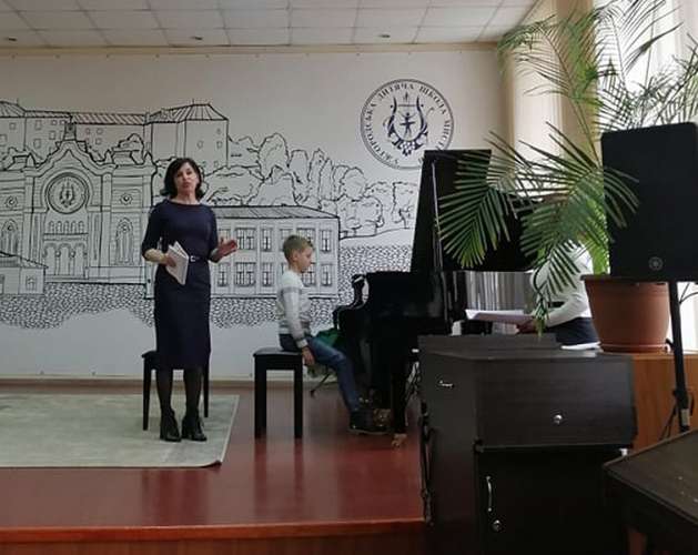 Викладачі мистецьких шкіл фортепіанного відділу Ужгородського району зустрілися на семінарі-практикумі в Ужгороді