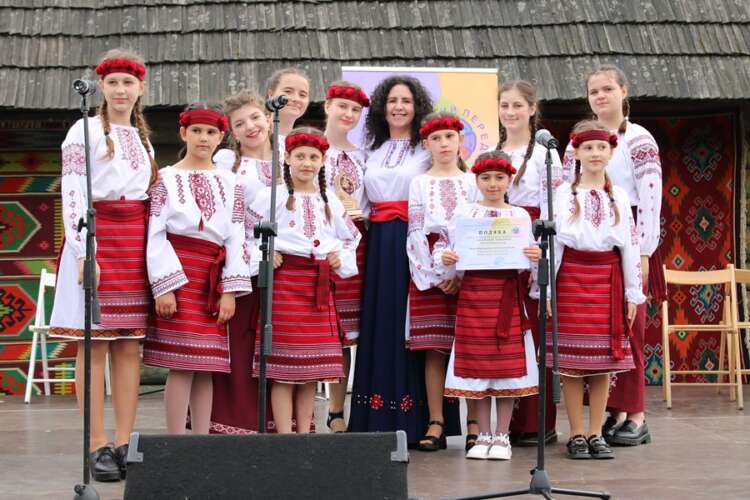 Переможці ХV обласного фольклорного фестивалю-конкурсу «Веселковий передзвін» 