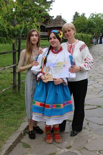 Переможці ХV обласного фольклорного фестивалю-конкурсу «Веселковий передзвін» 