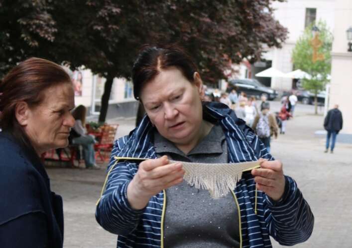 НА ВУЛИЦІ ВОЛОШИНА В УЖГОРОДІ – БЛАГОДІЙНИЙ МІНІ-ЯРМАРОК
